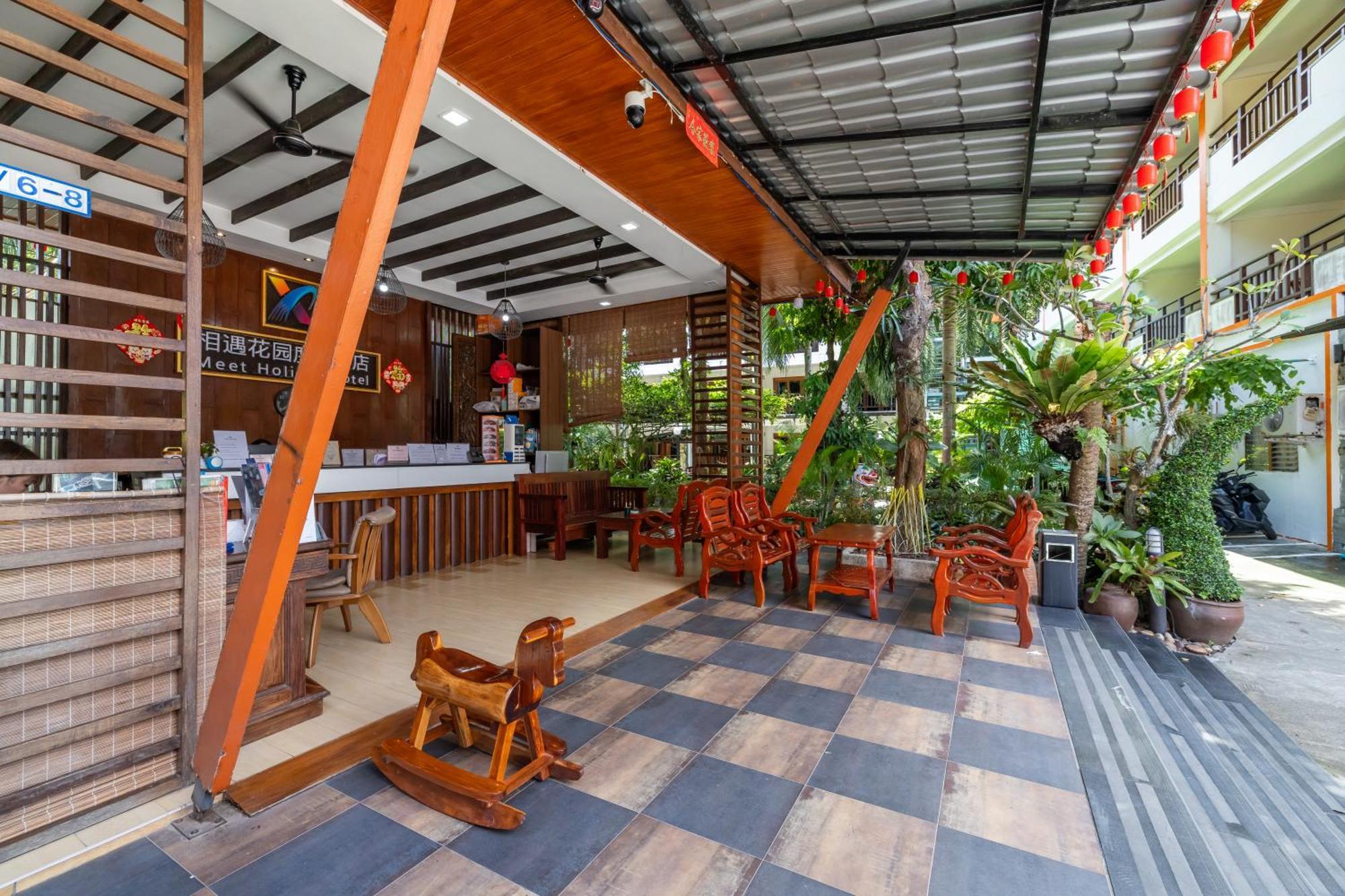 Phuket Meet Holiday Hotel 普吉岛相遇花园度假酒店 Rawai Екстериор снимка