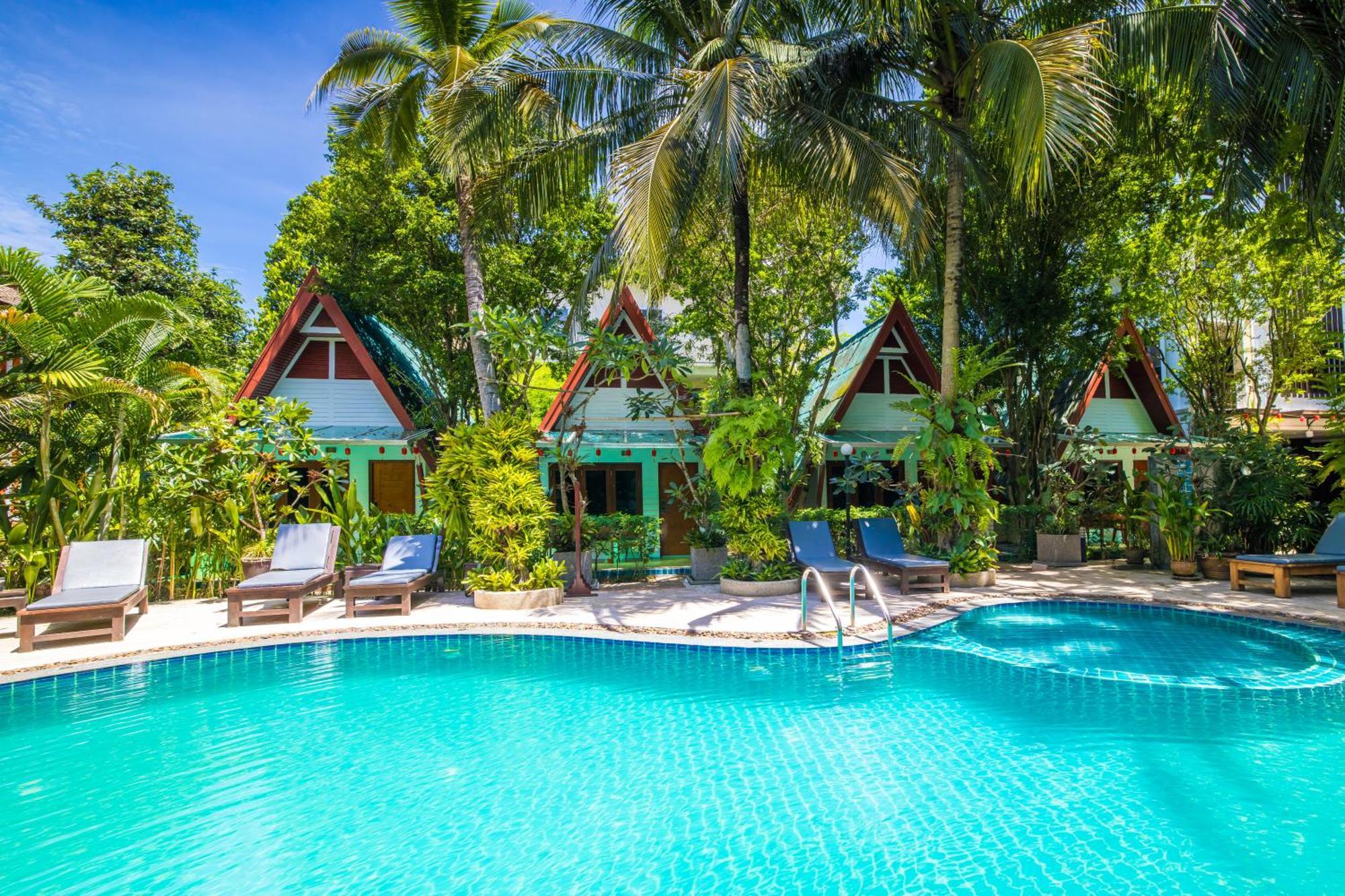 Phuket Meet Holiday Hotel 普吉岛相遇花园度假酒店 Rawai Екстериор снимка