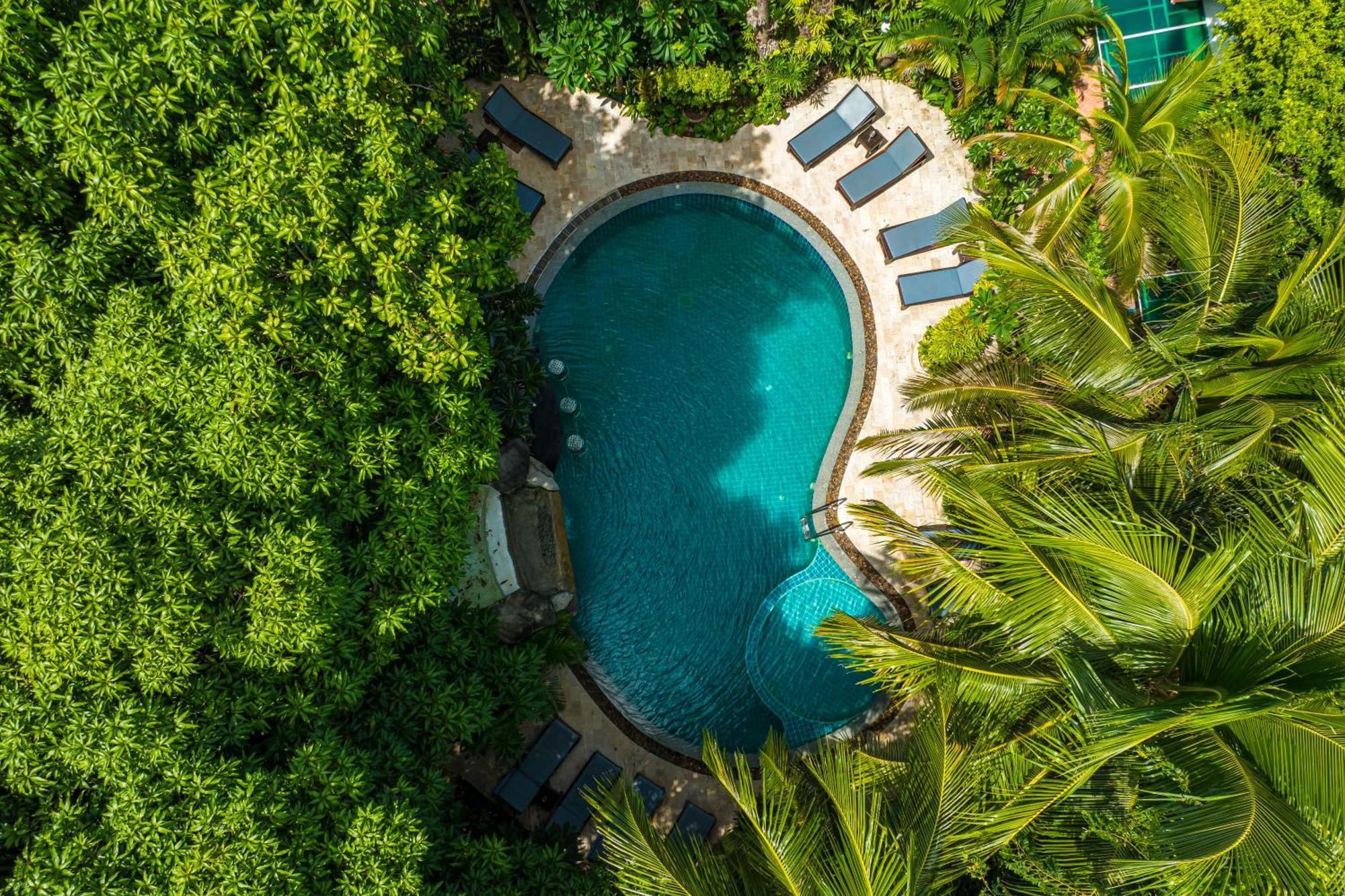 Phuket Meet Holiday Hotel 普吉岛相遇花园度假酒店 Rawai Екстериор снимка