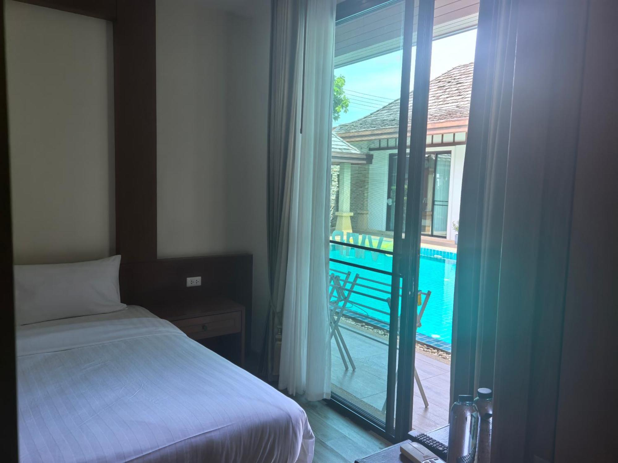 Phuket Meet Holiday Hotel 普吉岛相遇花园度假酒店 Rawai Екстериор снимка