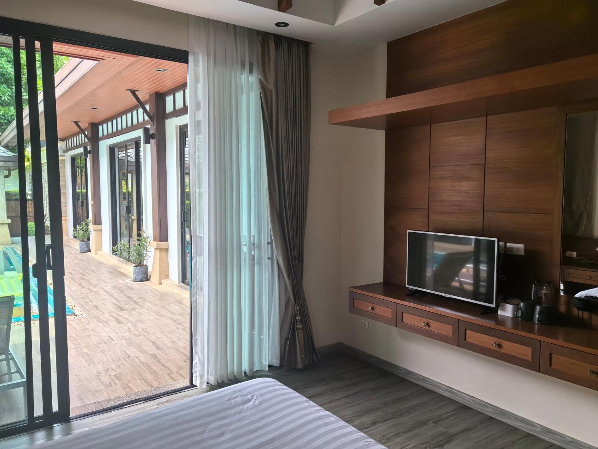 Phuket Meet Holiday Hotel 普吉岛相遇花园度假酒店 Rawai Екстериор снимка