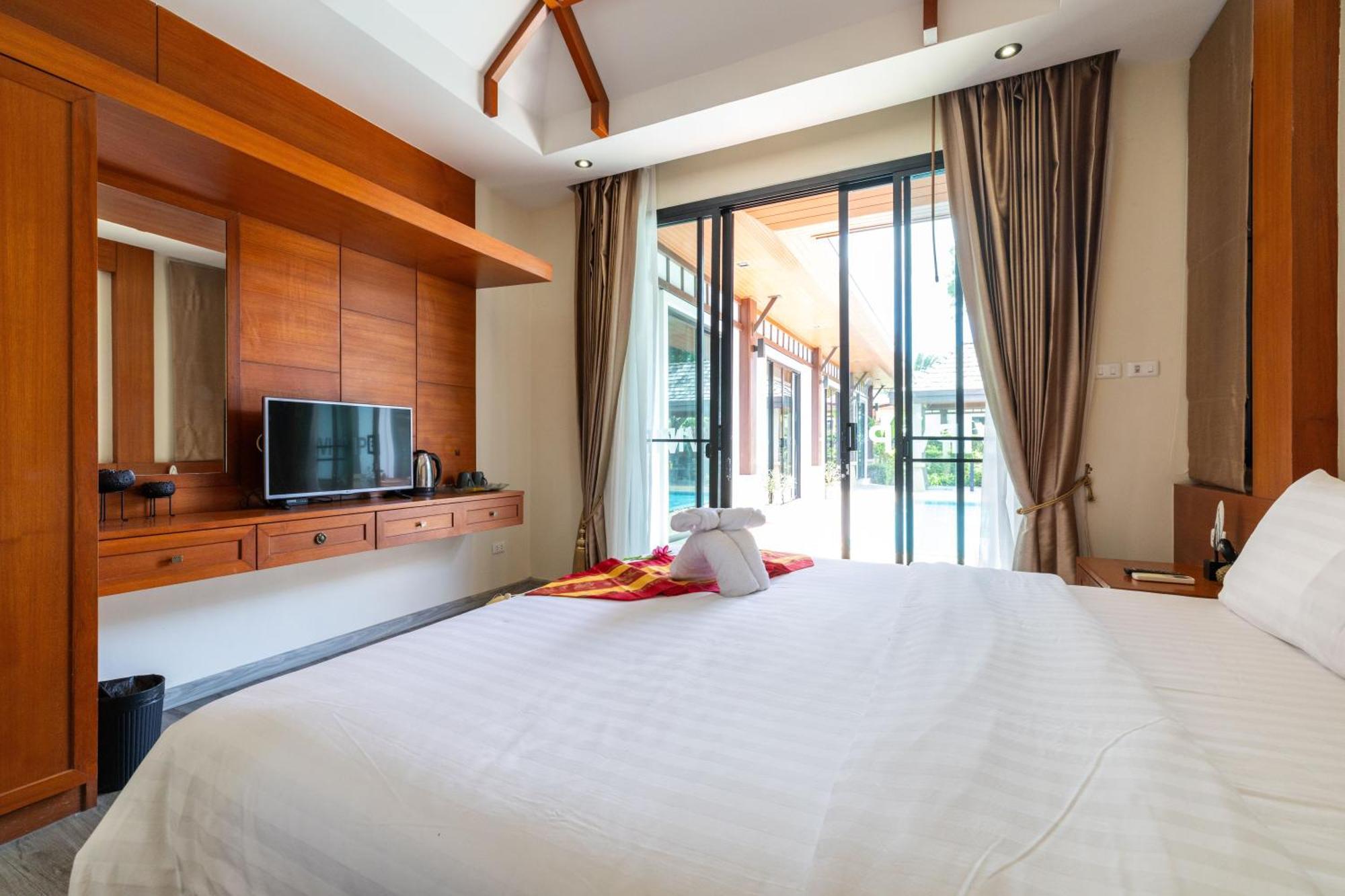 Phuket Meet Holiday Hotel 普吉岛相遇花园度假酒店 Rawai Екстериор снимка
